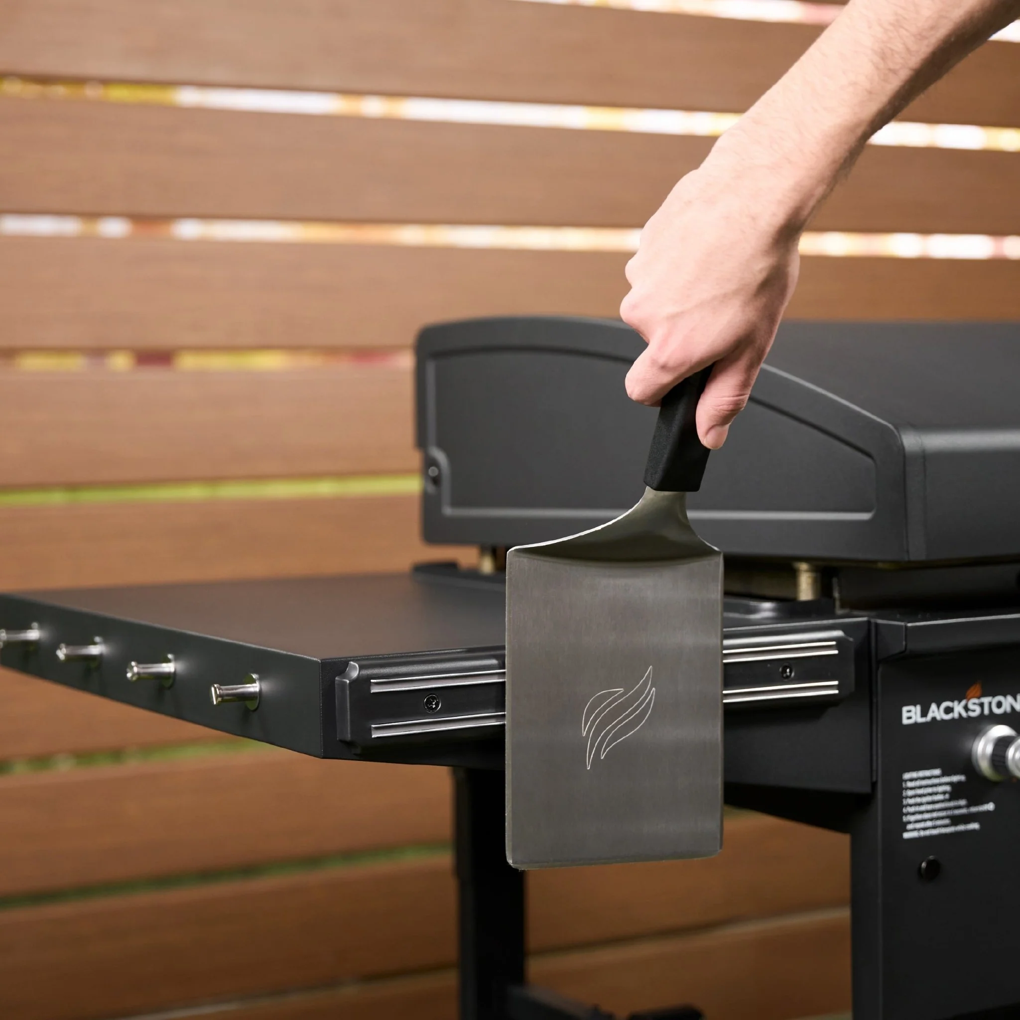 Original 36” Griddle with Hood (Natural Gas) 6 Original 36” Griddle with Hood (Natural Gas)