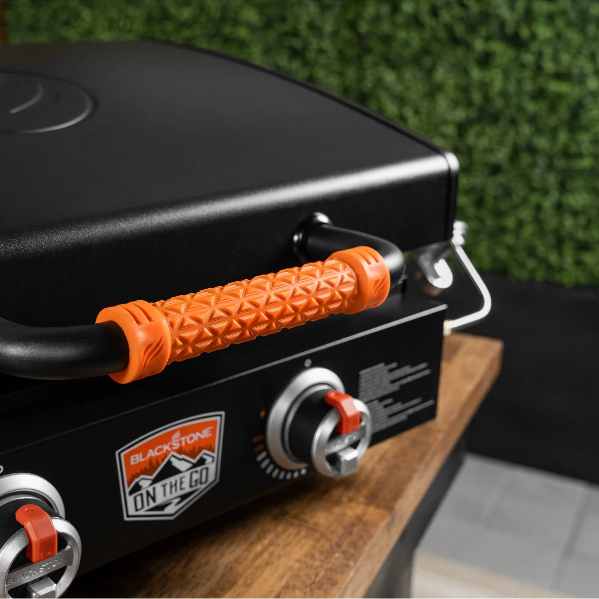 22” Tabletop Griddle with Hood 5 22” Tabletop Griddle with Hood