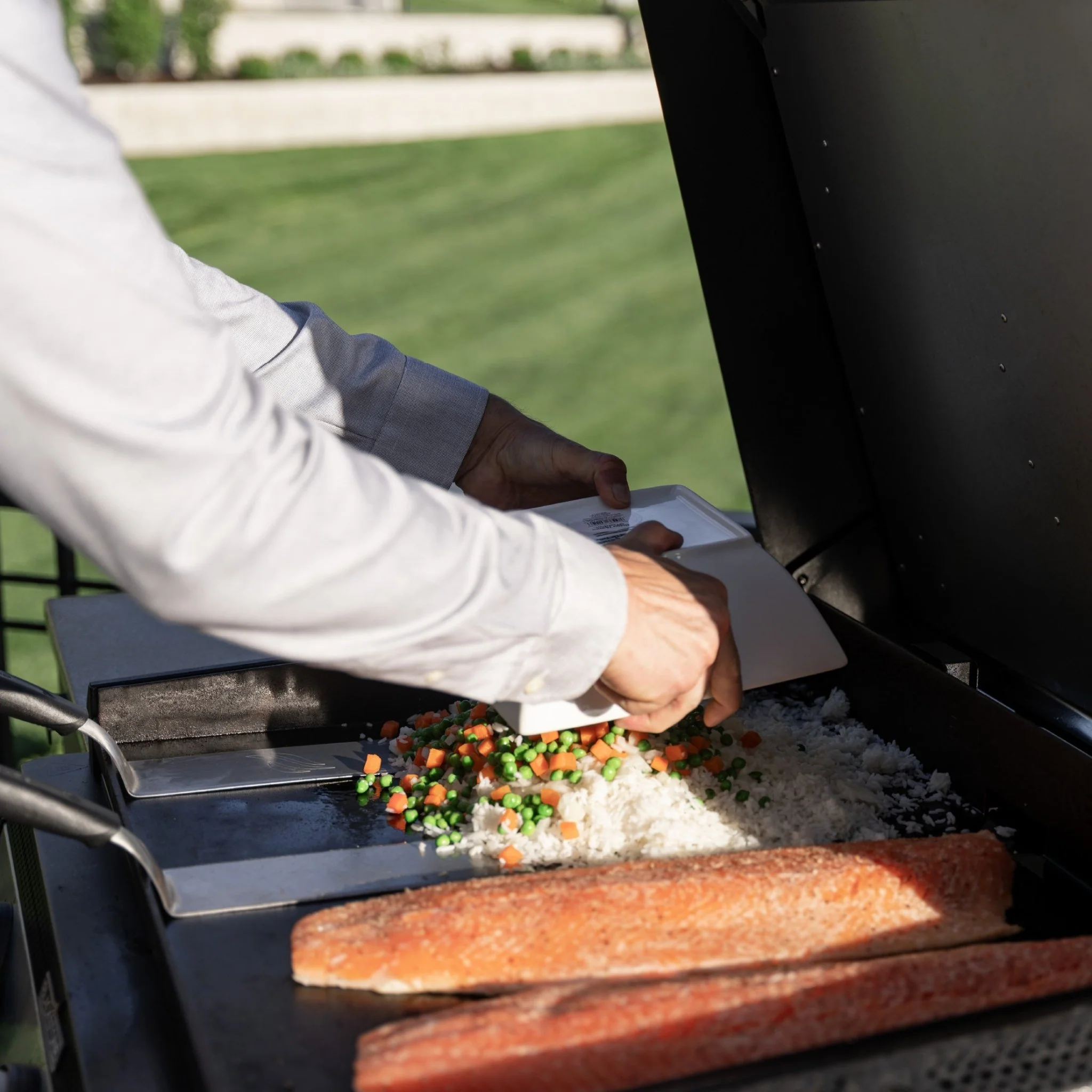 28" Drop-in Griddle with Hood 10 28" Drop-in Griddle with Hood
