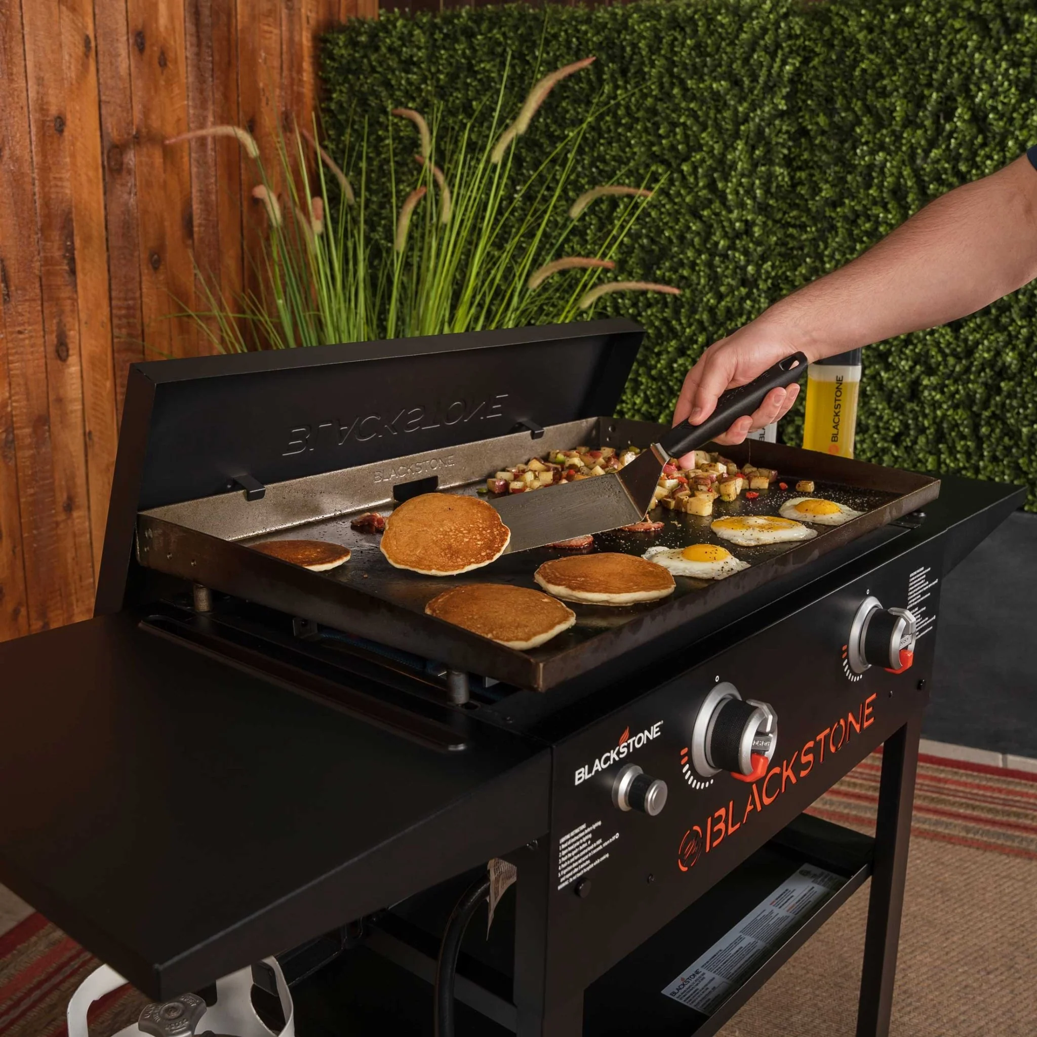 28" Griddle with Hard Cover 10 28" Griddle with Hard Cover