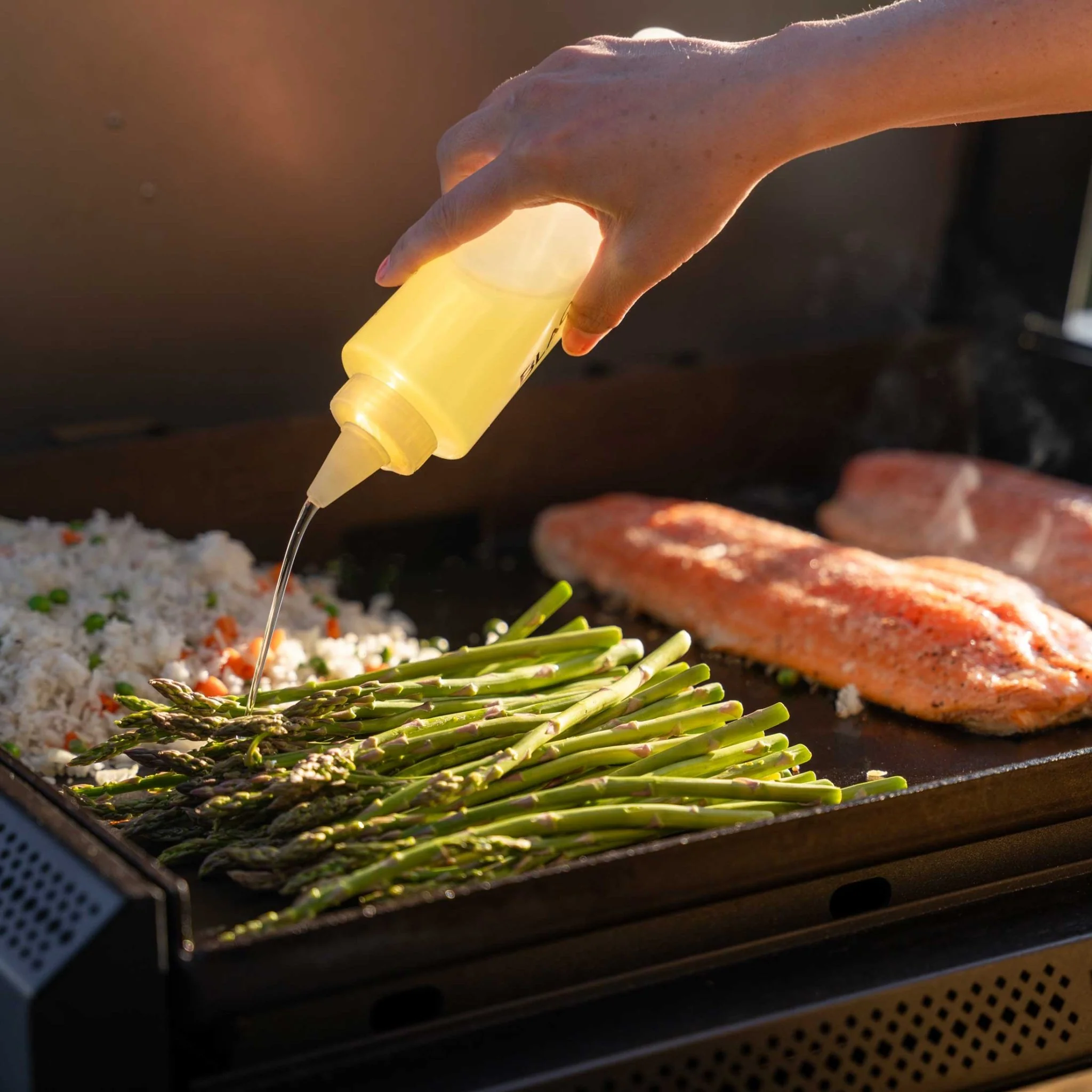 28" Deep Kitchen Griddle in Stainless Steel w/Hood 9 28" Deep Kitchen Griddle in Stainless Steel w/Hood