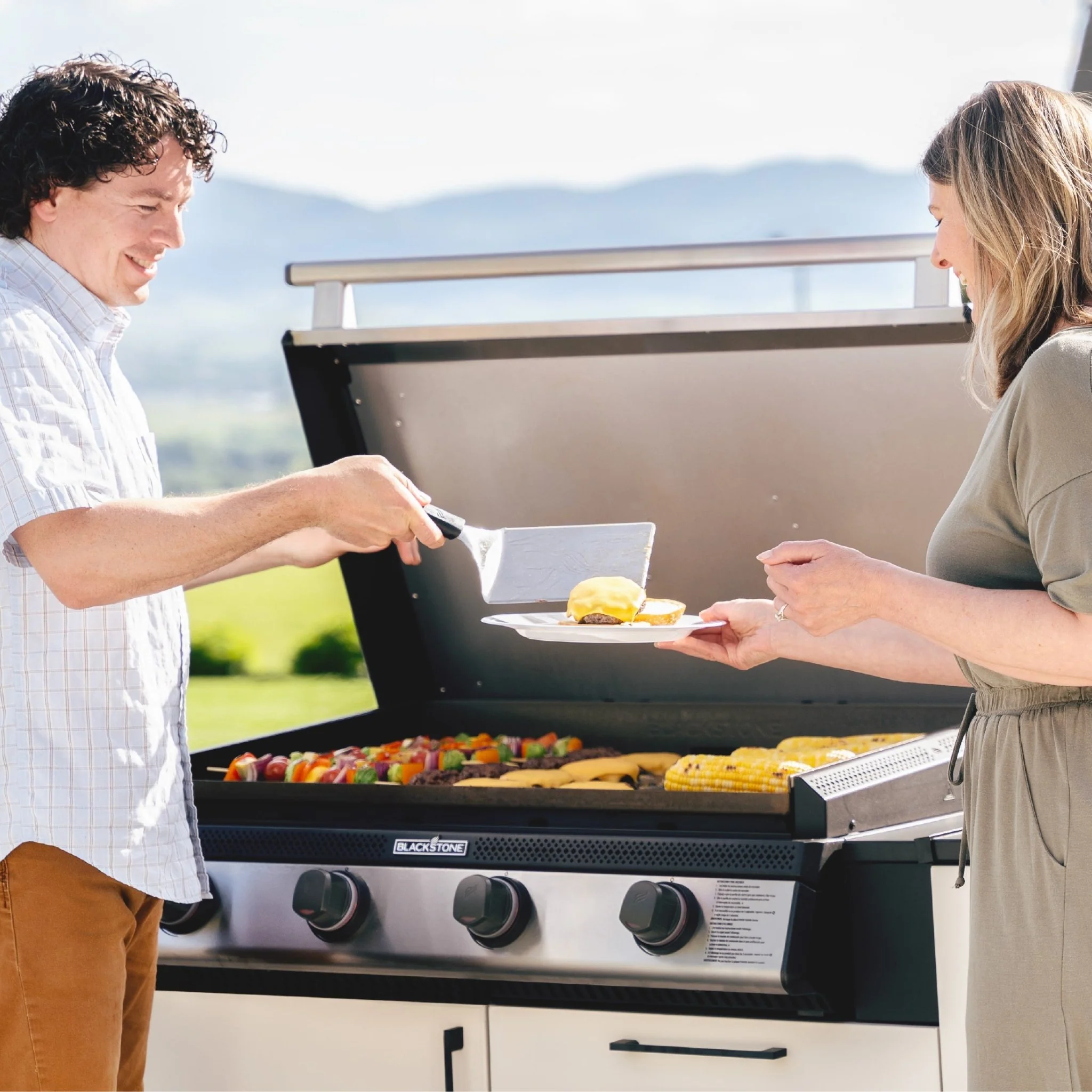 36" Drop-in Griddle with Hood (Natural Gas) 8 36" Drop-in Griddle with Hood (Natural Gas)