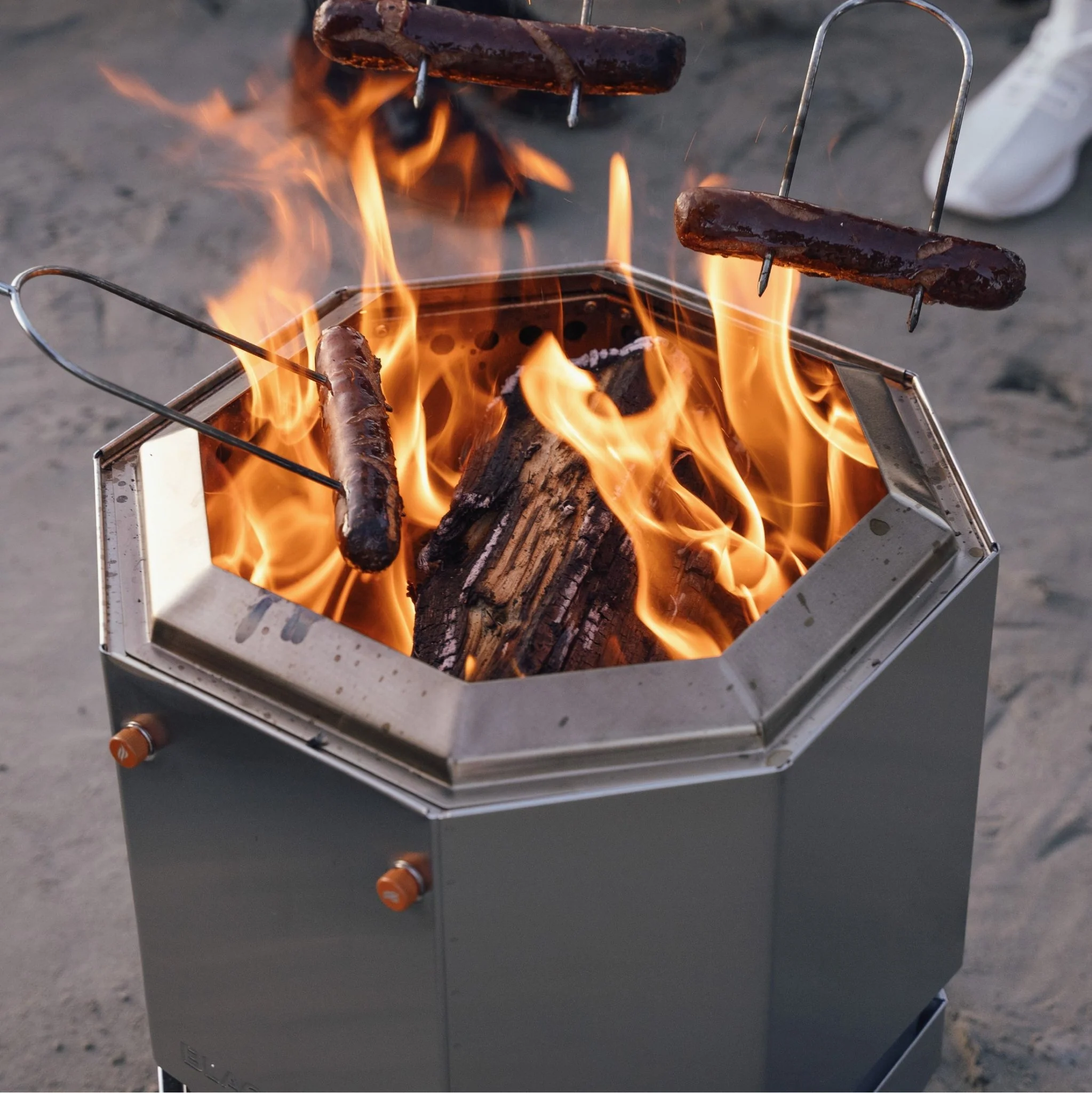 Adventure Ready 15" Smokeless Fire Pit 6 Adventure Ready 15" Smokeless Fire Pit