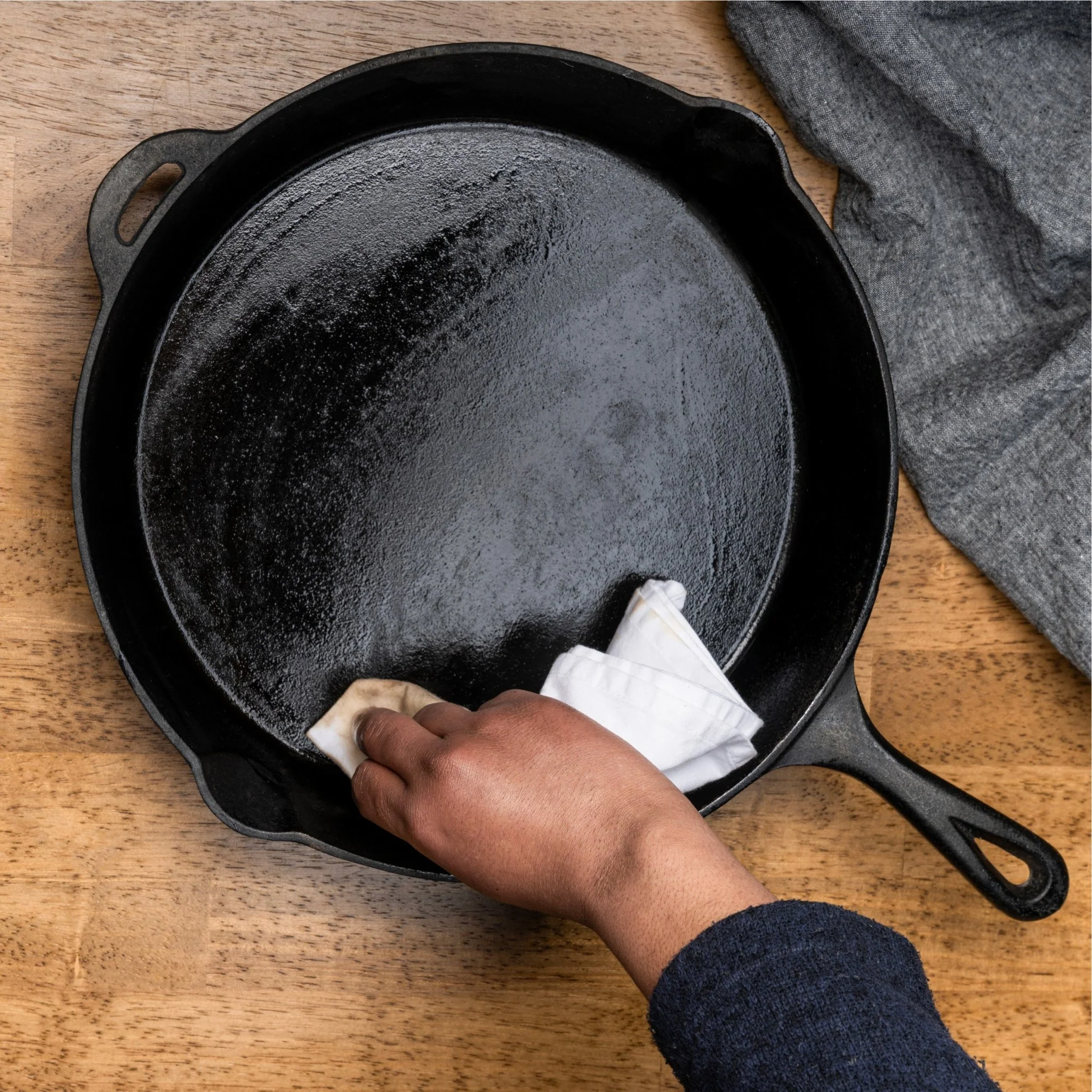 Griddle Seasoning & Cast Iron Conditioner - Bacon Aroma 6 Griddle Seasoning & Cast Iron Conditioner - Bacon Aroma