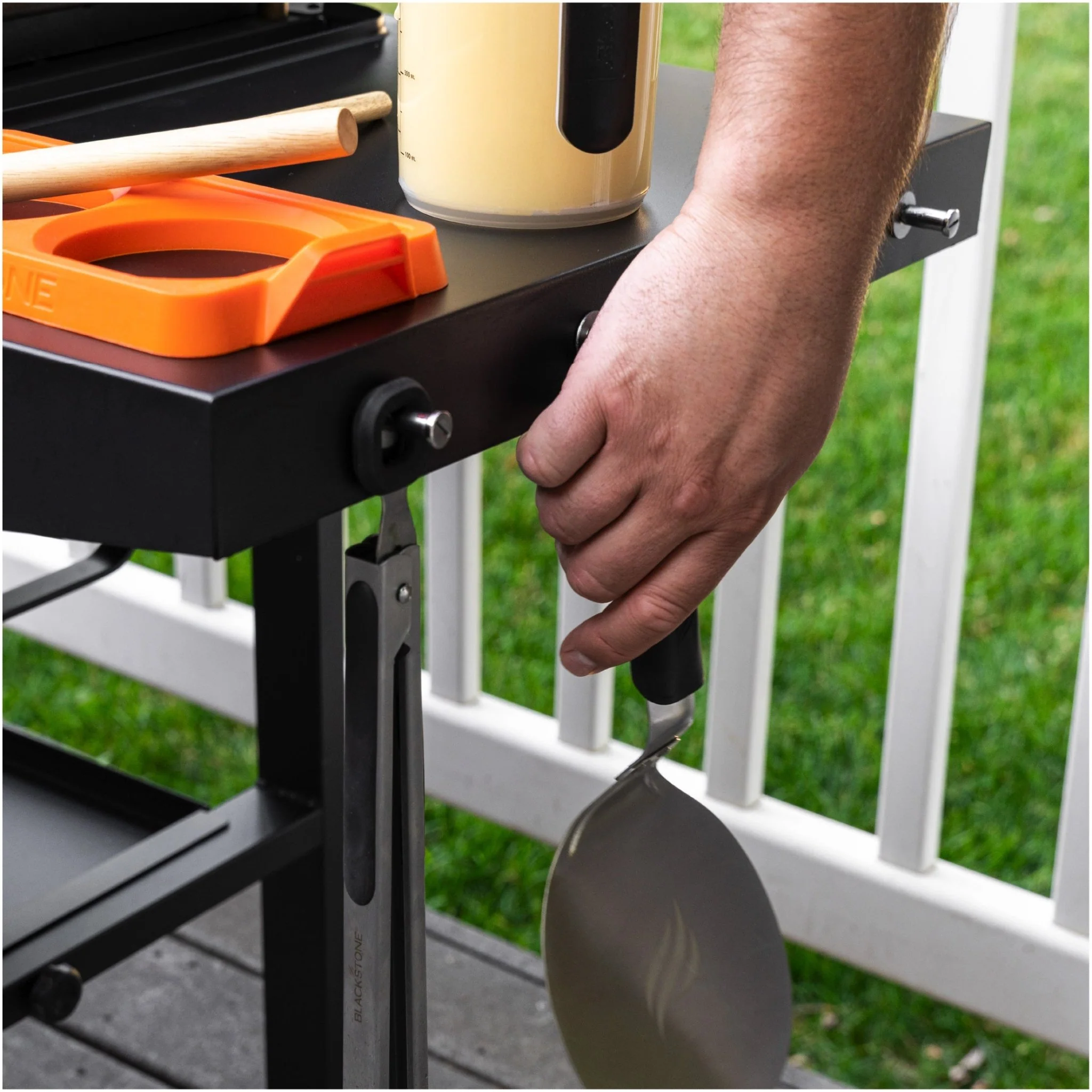 28" XL Griddle with Hood 5 28" XL Griddle with Hood