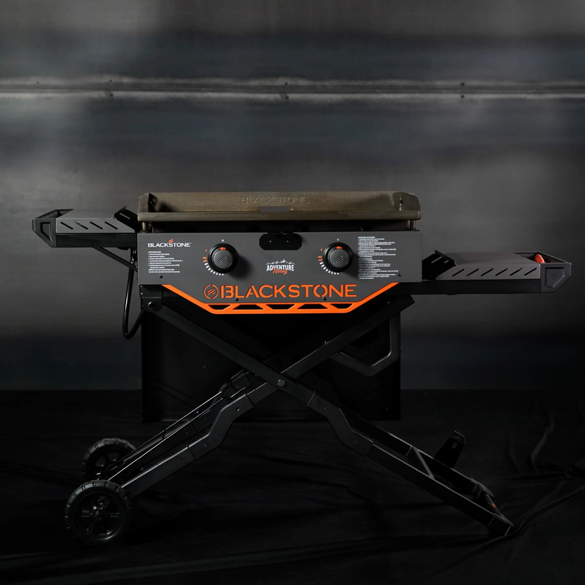 28" Griddle with Flexfold™ Legs 3 28" Griddle with Flexfold™ Legs